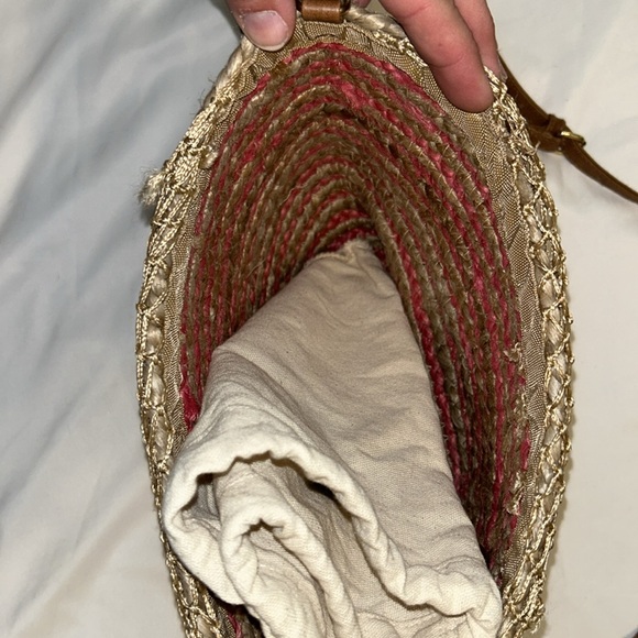 Vintage Nanette Lepore Clementine Jute BucketBag Berry/Coral Wood Handles - Picture 6 of 9